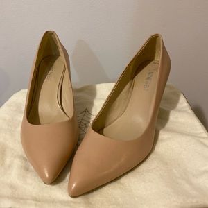 Nine west leather heels size 6M